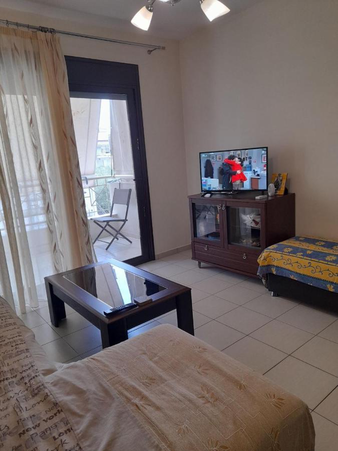 Christina Apartment Νεα Περαμοσ Néa Péramos Buitenkant foto